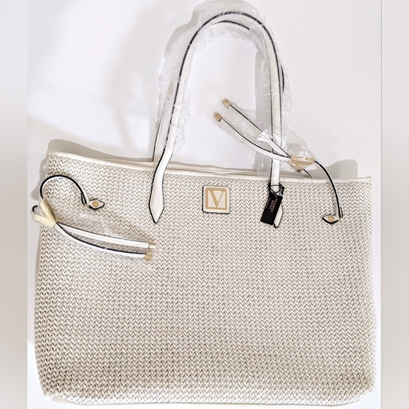 Nip luxury VS ivory faux raffia vegan gold tone v jumbo shoulder bag limited ed - Picture 6 of 8